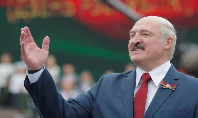 Πολωνία - Λευκορωσία: Εξόριστοι Λευκορώσοι διαδήλωσαν στα σύνορα κατά του προέδρου Λουκασένκο