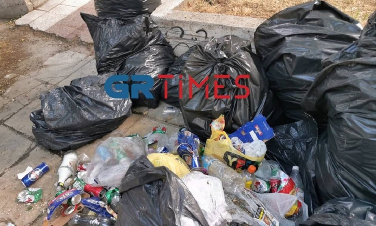 Θεσσαλονίκη: Σκουπιδότοπος το ΑΠΘ μετά το κορονο-πάρτι του Σαββάτου