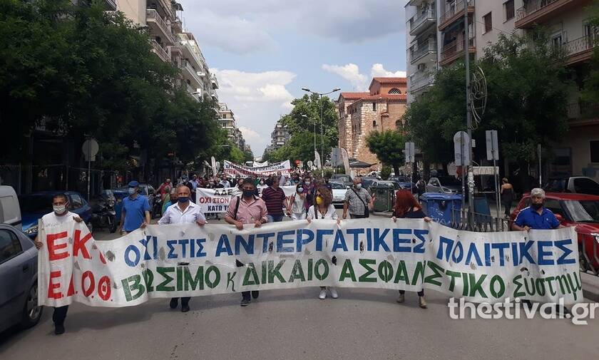 Θεσσαλονίκη: Ξεκίνησε η πορεία του ΕΚΘ και της ΕΔΟΘ από το Εργατοϋπαλληλικό