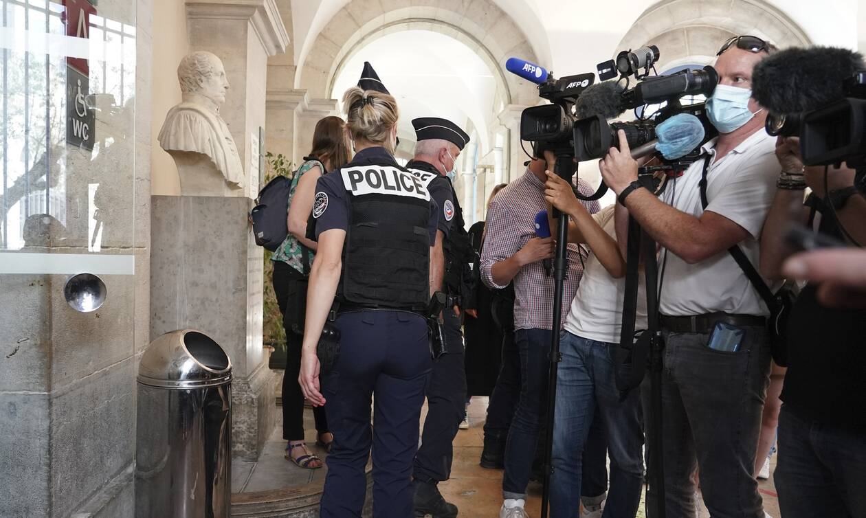 Γαλλία: Τέσσερις μήνες φυλακή στον άνδρα που χαστούκισε τον Μακρόν