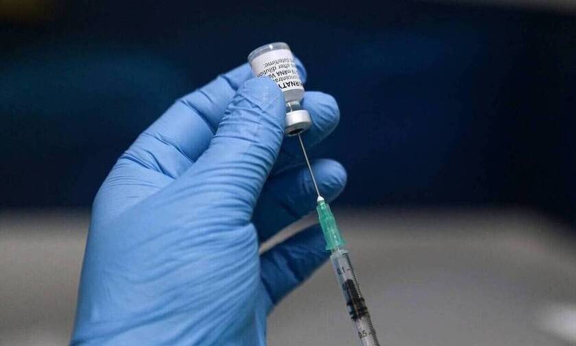 ΗΠΑ: Απορρίφθηκε ομαδική προσφυγή γιατρών κατά του υποχρεωτικού εμβολιασμού τους