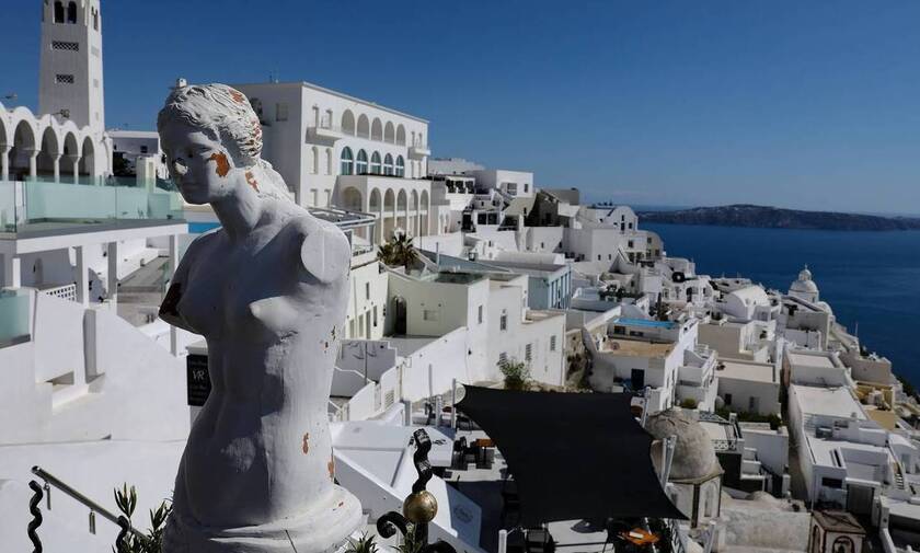 Ακυρώσεις τουριστικών πακέτων για την Ελλάδα από την βρετανική TUI