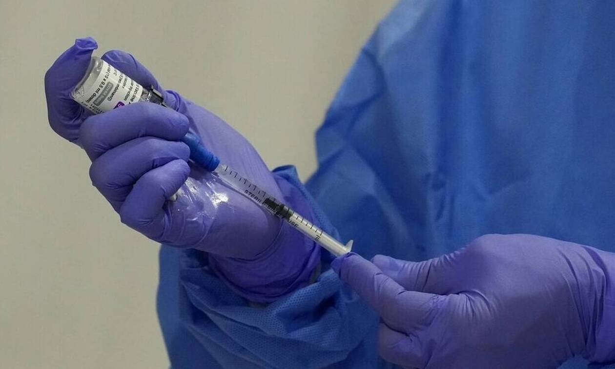 Κορονοϊός: Μια τρίτη δόση εμβολίου ενδέχεται να χρειάζονται οι μεταμοσχευμένοι