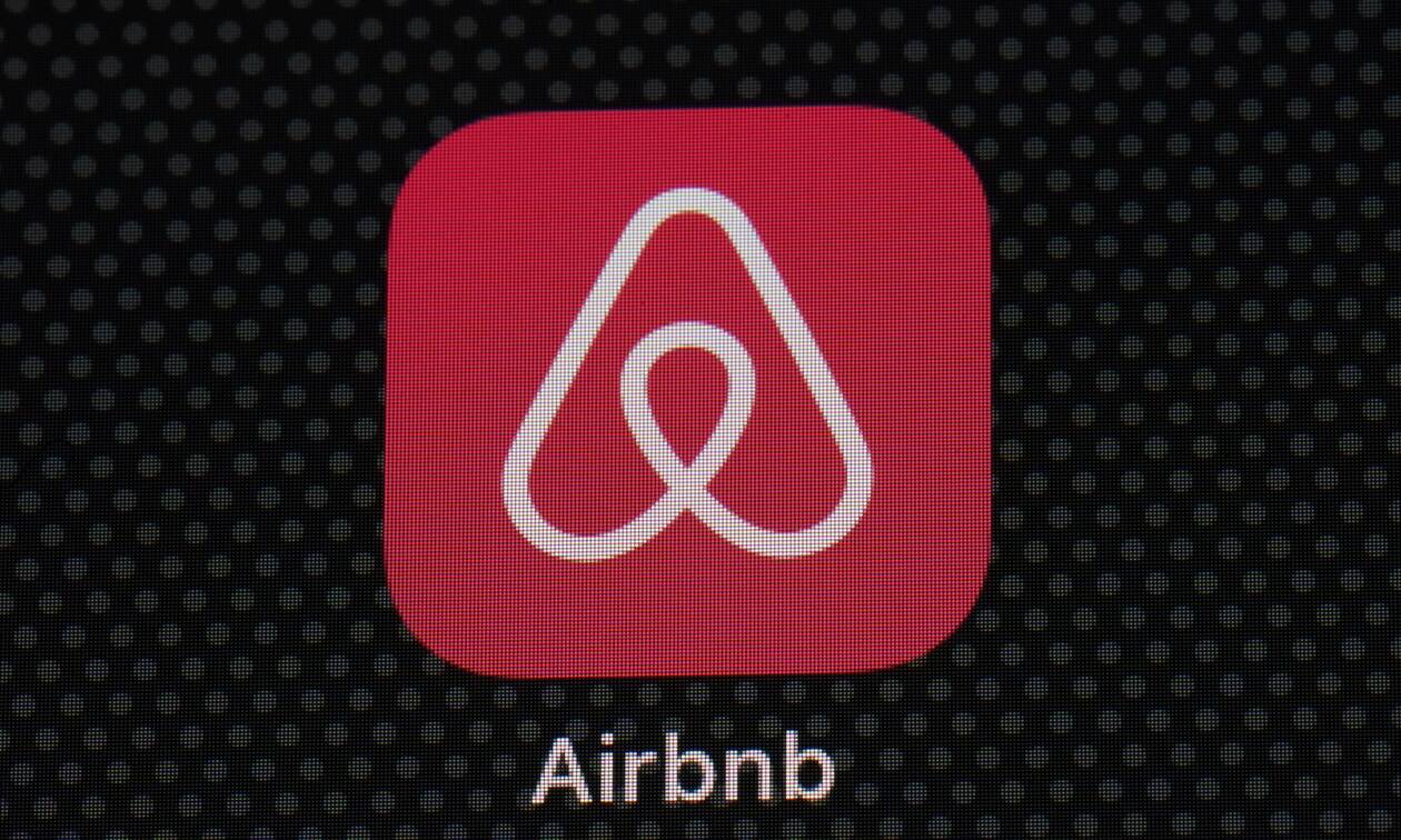Airbnb: Αποζημίωση 7 εκατ. δολαρίων σε τουρίστρια για βιασμό της στη Νέα Υόρκη