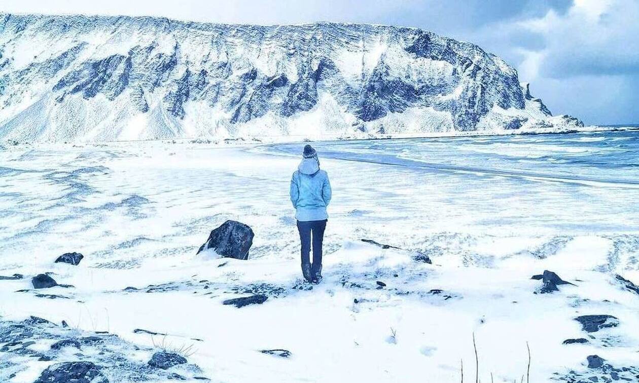 Πώς είναι να περνάς το lockdown στο απόλυτο σκοτάδι της Αρκτικής για 2 μήνες-Η Βαλεντίνα Μιόζο ξέρει