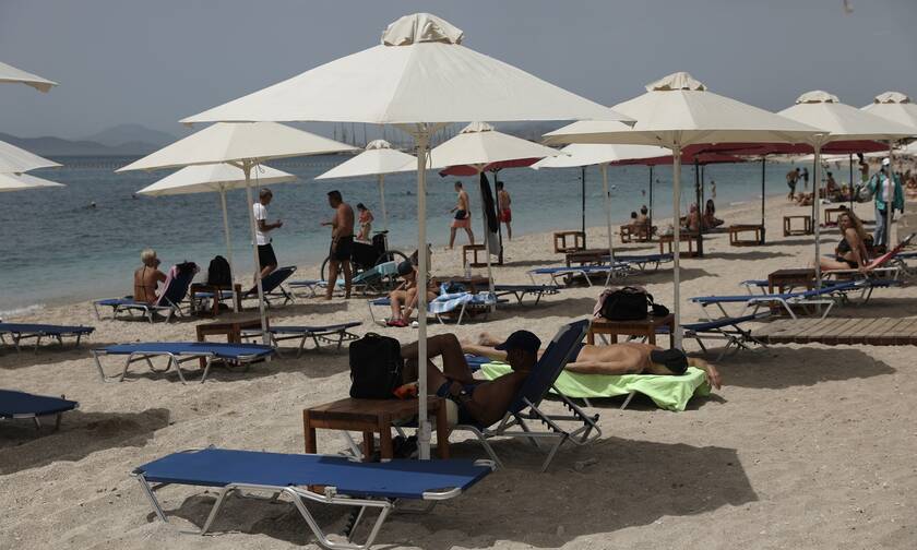Θεσσαλονίκη: «Βούλιαξαν» οι παραλίες της Χαλκιδικής - Στο 50% η πληρότητα στα ξενοδοχεία
