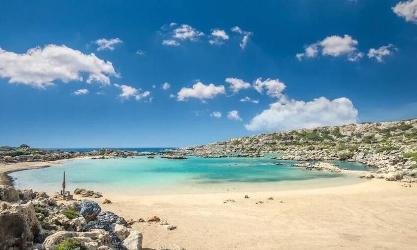 Έρωτας με την πρώτη βουτιά: Έχεις πάει στην πιο εντυπωσιακή θάλασσα της Ελλάδος;