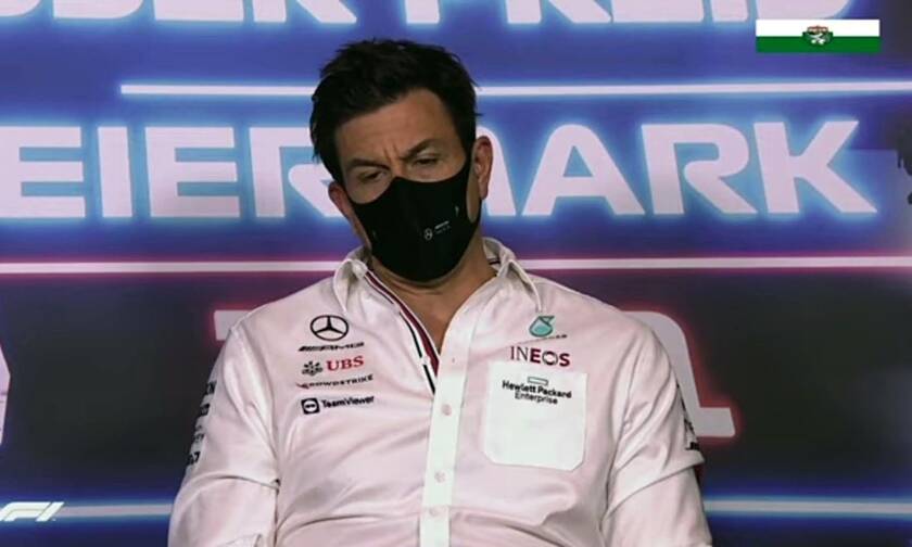 O Toto Wolff, επικεφαλής της Mercedes στην F1, αδειάζει το γκαράζ του 