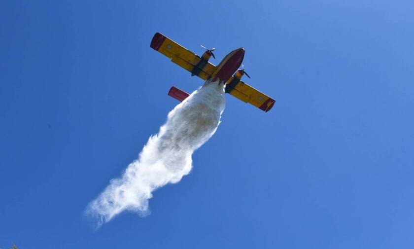 Φωτιά ΤΩΡΑ: Μεγάλη πυρκαγιά στην Πάρο - Σπεύδουν αεροπλάνα