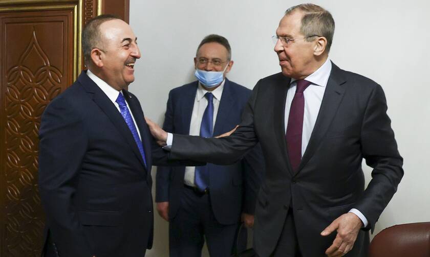Ρωσία - Τουρκία: Τα «αγκάθια» στη συζήτηση Λαβρόφ με Τσαβούσογλου - Τα θέματα που θα συζητηθούν