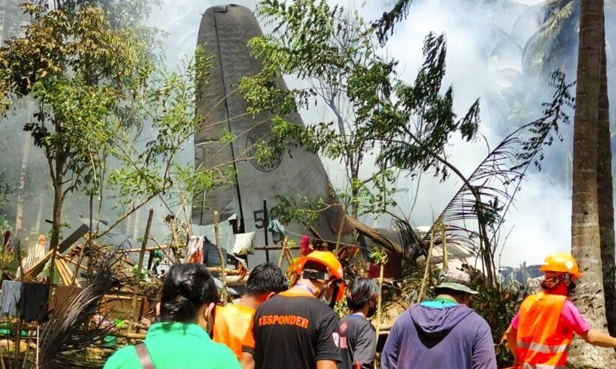 Φιλιππίνες: Τουλάχιστον 29 νεκροί απο τη συντριβή στρατιωτικού αεροσκάφους