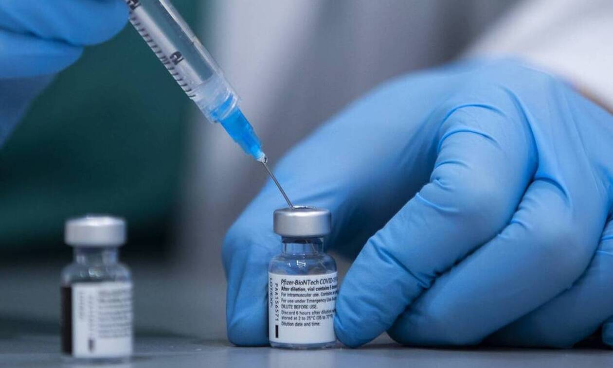 Γιατρός έστησε απίστευτη κομπίνα: Έκανε εικονικό εμβολιασμό σε αρνητή που ήθελε το πιστοποιητικό
