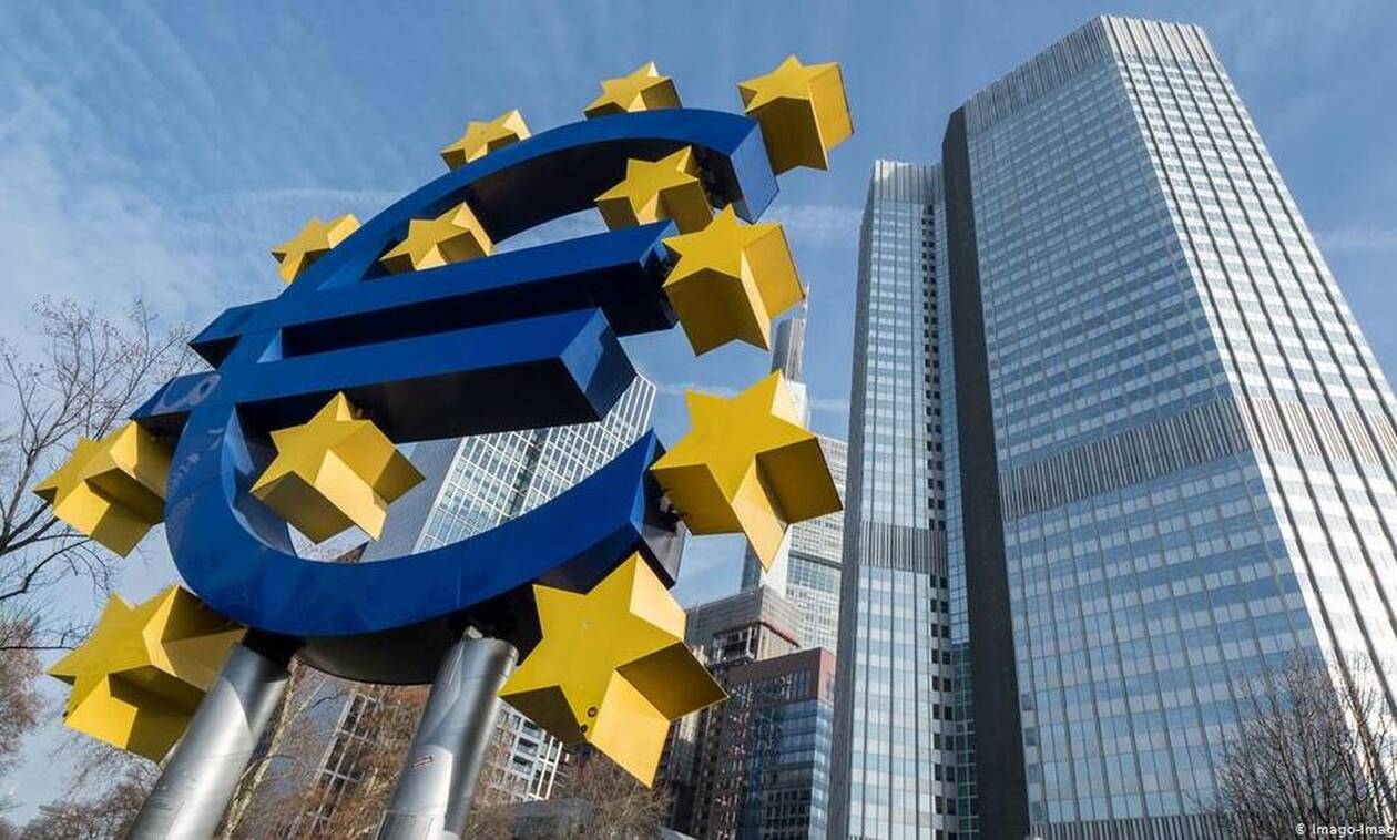Νέα στρατηγική νομισματικής πολιτικής ενέκρινε η ΕΚΤ – Τι αλλάζει