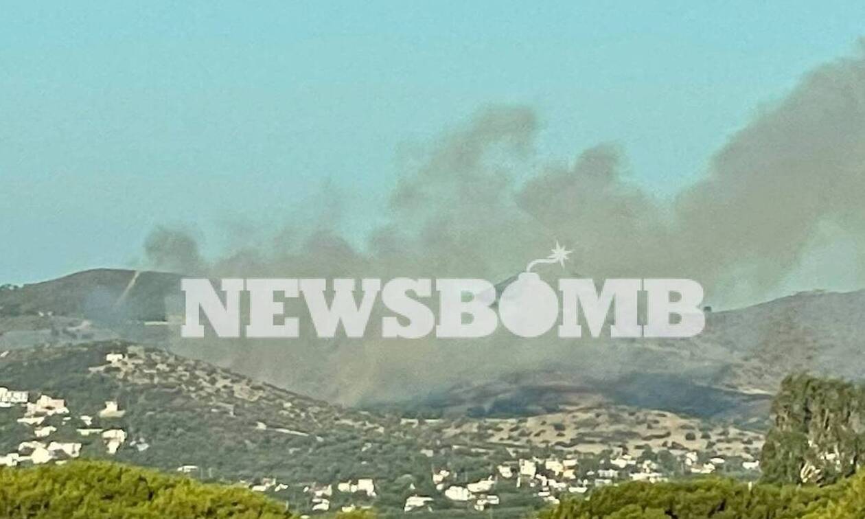 Φωτιά στην Ανάβυσσο: Είμαστε σε επιφυλακή λέει ο δήμαρχος Σαρωνικού στο Newsbomb.gr