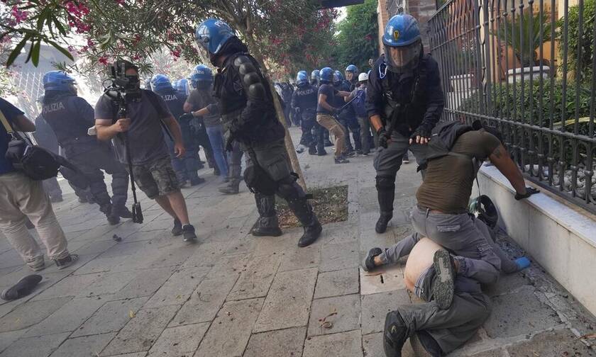 Iταλία-G20: Ένταση μεταξύ αστυνομίας και διαδηλωτών κατά τη συνεδρίαση της Ομάδας των Είκοσι