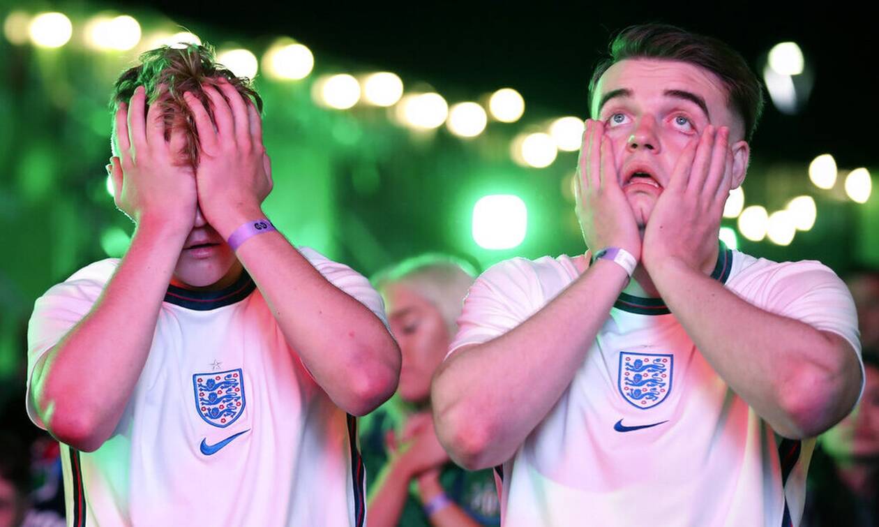 Euro 2020: «Θρήνος» στην Αγγλία - Απαρηγόρητοι οι Άγγλοι για την απώλεια του Ευρωπαϊκού