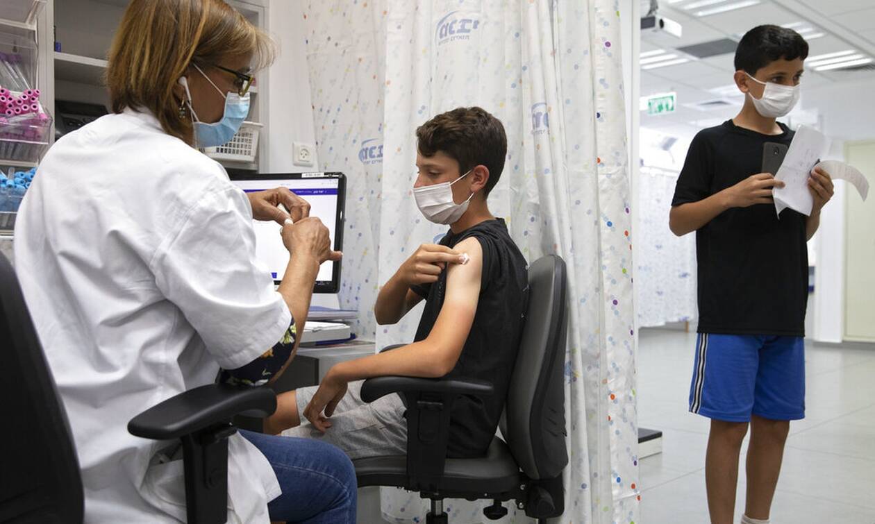 Κορονοϊός: Σήμερα οι ανακοινώσεις και οι οδηγίες για τον εμβολιασμό εφήβων 16-17 ετών