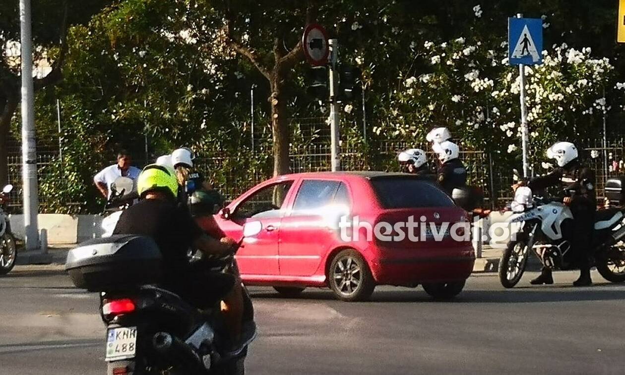 Θεσσαλονίκη: Επεισόδιο μετά από τροχαίο – Tραυματίστηκε αστυνομικός που προσπάθησε να τους χωρίσει