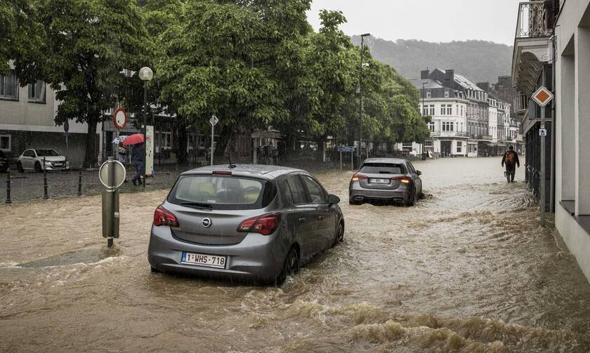 καιρός πλημμύρες ευρώπη