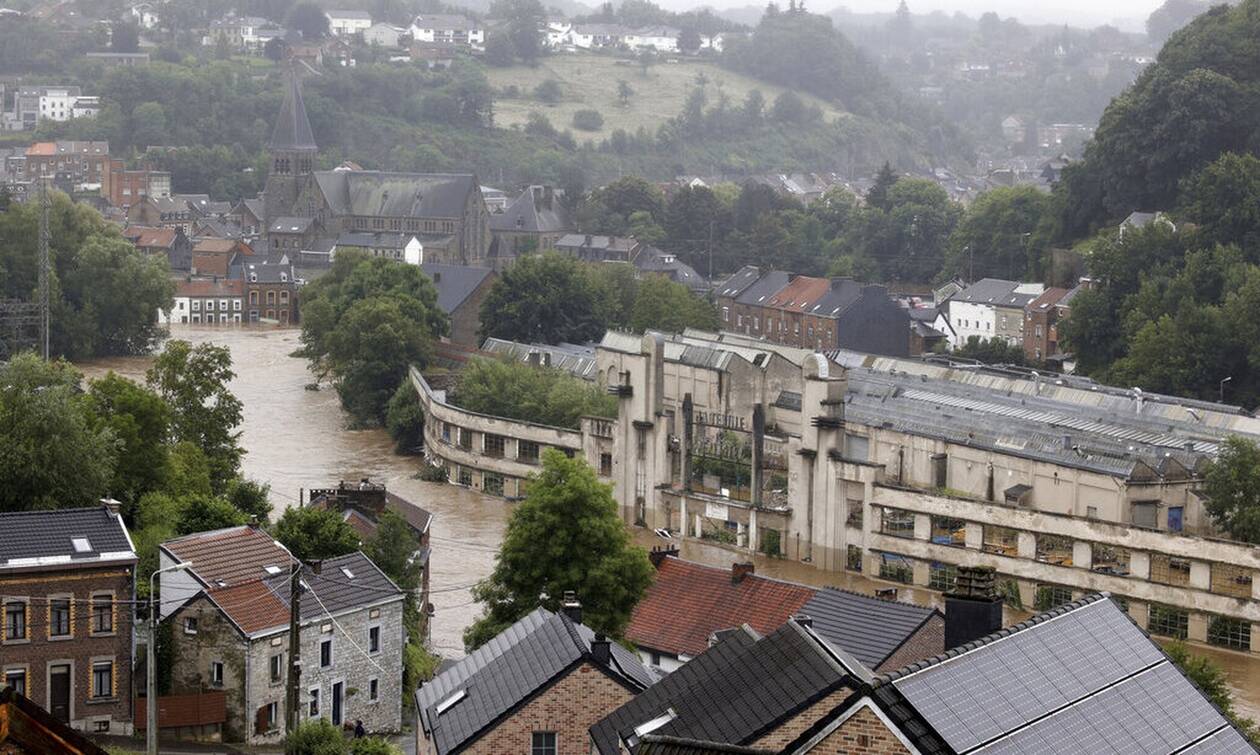Συναγερμός στο Βέλγιο: Έξι νεκροί από τις πλημμύρες - Ζητούν εκκένωση συνοικιών της Λιέγης