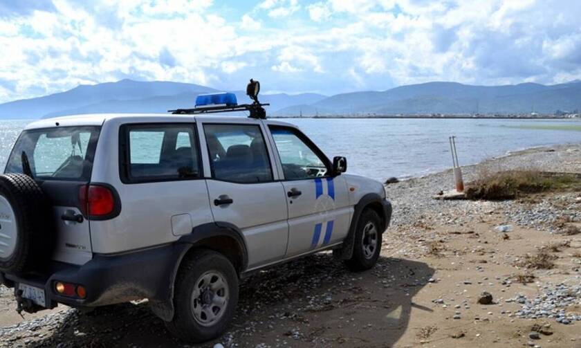 Θρίλερ στη Φολέγανδρο: Βρέθηκε νεκρή γυναίκα στη θάλασσα