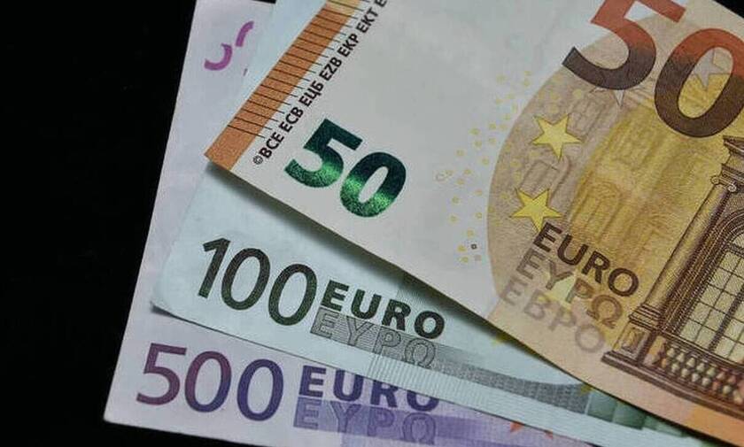 Επίδομα 534 ευρώ και «ΣΥΝ-Εργασία»: Σήμερα πληρώνονται οι δικαιούχοι - Τι ώρα θα φανούν τα χρήματα