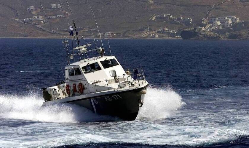 Συναγερμός στην Κρήτη: Αγνοούνται εννέα μετανάστες - Επέβαιναν σε ιστιοφόρο σκάφος