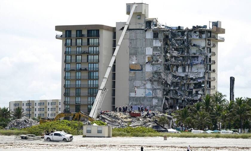 Κατάρρευση κτιρίου στη Φλόριντα
