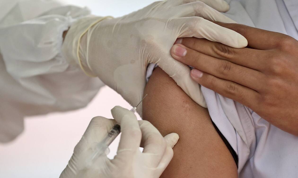 Παπαευαγγέλου: Ασφαλές για τα παιδιά 12 - 17 ετών το εμβόλιο - «Οι γονείς να ανησυχούν για τη νόσο»