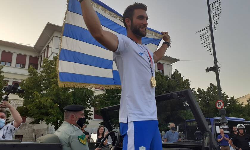 Στέφανος Ντούσκος: Μεγαλειώδη υποδοχή του χρυσού Ολυμπιονίκη 