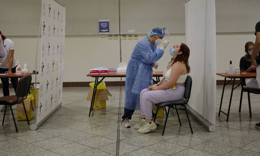Greece confirms 2,156 new coronavirus infections on Monday, 8 deaths; 188 in ICUs