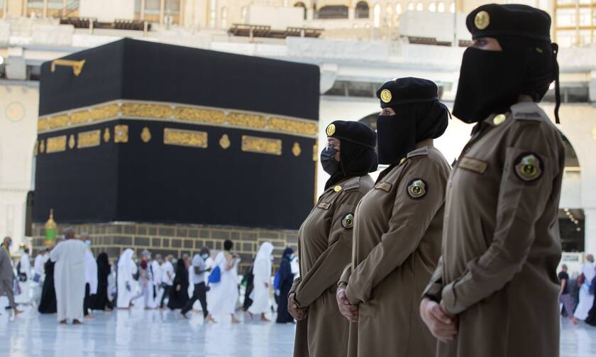 Γυναίκες αστυνομικοί στη Σαουδική Αραβία