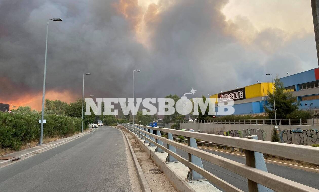 Φωτιά στη Βαρυμπόμπη: Διακοπή κυκλοφορίας στην Αθηνών-Λαμίας από Καπανδρίτι μέχρι Λυκόβρυση