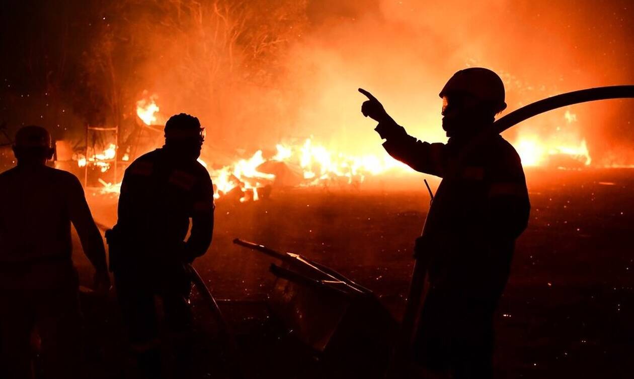 Φωτιές στην Ελλάδα: Πού παρατηρούνται προβλήματα ηλεκτροδότησης