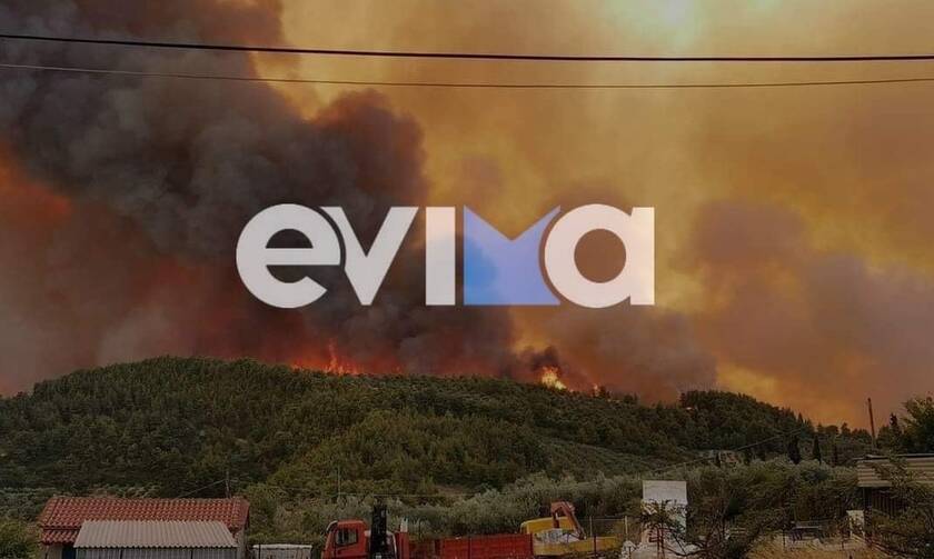 Φωτιά στην Εύβοια: Τεράστια καταστροφή - Η πυρκαγιά καίει ανεξέλεγκτα
