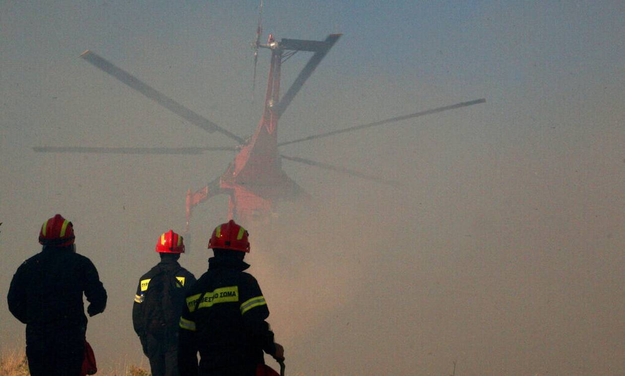 Φωτιές στην Ελλάδα: Αναλυτικά οι πυροσβεστικές δυνάμεις επιχειρούν στα πύρινα μέτωπα