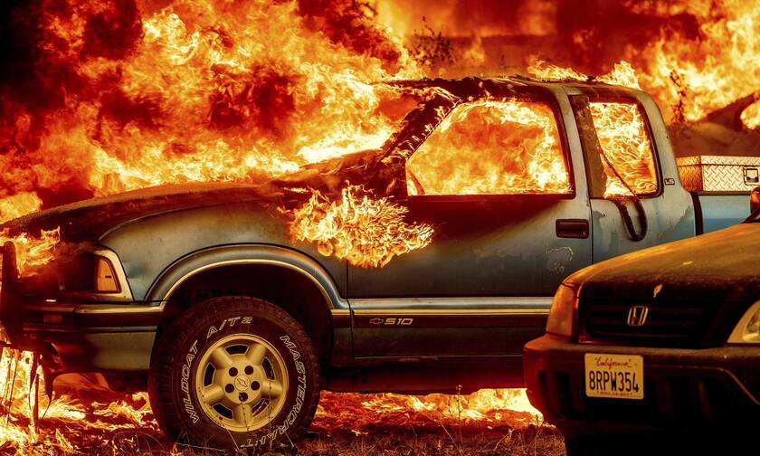 Καλιφόρνια: Πύρινη κόλαση - Η γιγαντιαία φωτιά Dixie «καταπίνει» την κοινότητα Γκρίνβιλ (Εικόνες)