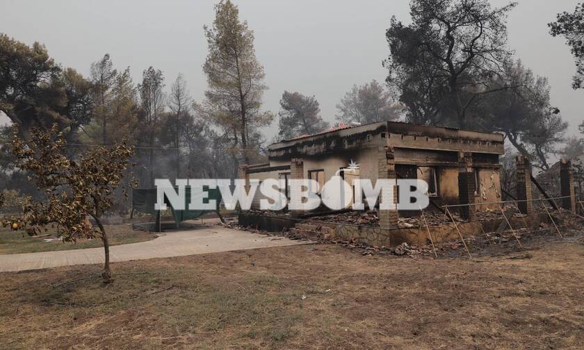 Φωτιά στην Εύβοια: Εφιάλτης - Η φωτιά εισέβαλε στην Κήρινθο, καίγονται σπίτια
