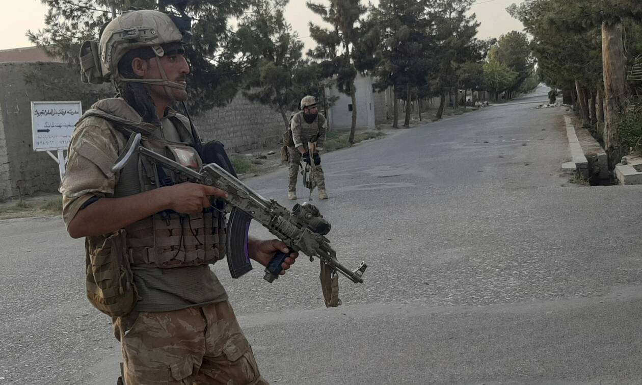 «Κεραυνοβόλος πόλεμος» στο Αφγανιστάν: Οι Ταλιμπάν κατέλαβαν 7 πρωτεύουσες επαρχιών σε 5 ημέρες