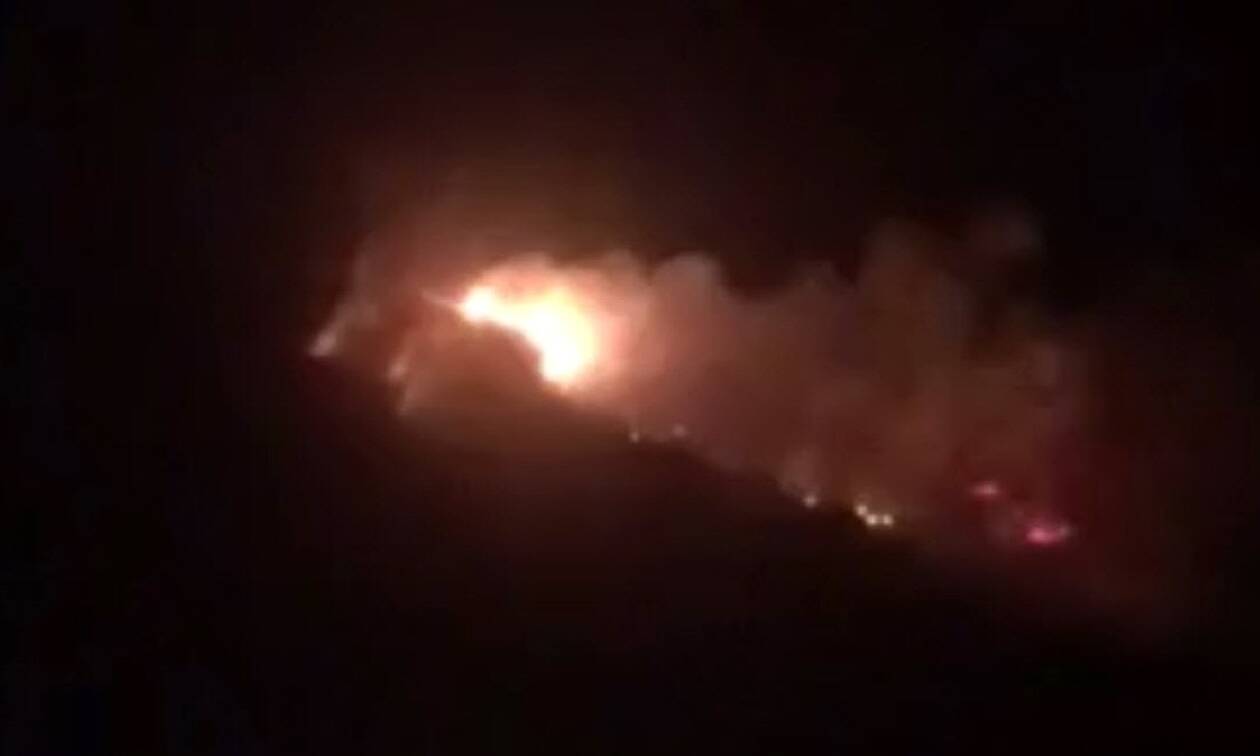 Φωτιά ΤΩΡΑ στη νότια Εύβοια: Νέα πυρκαγιά στα Μεσοχώρια του Δήμου Καρύστου