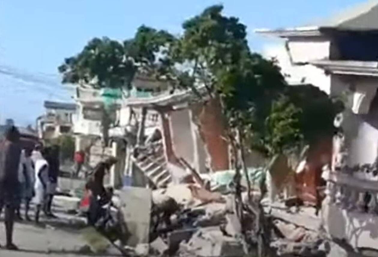Αϊτή: Εικόνες καταστροφής από τον σεισμό 7,2 βαθμών της κλίμακας Ρίχτερ - Αναφορές για νεκρούς
