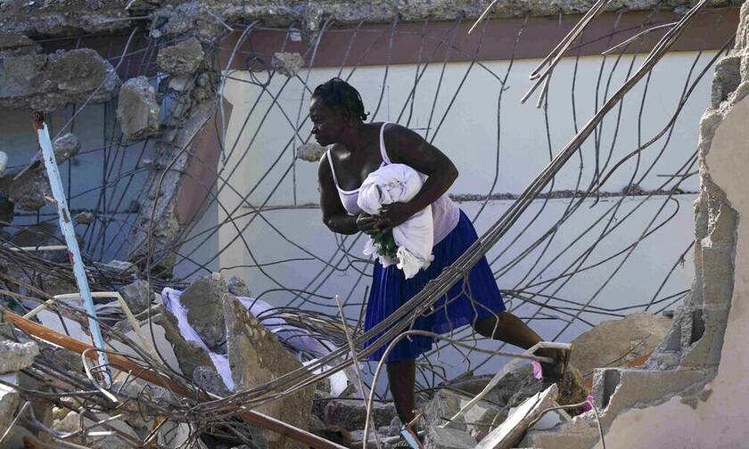 Φονικός σεισμός στην Αϊτή: Τουλάχιστον 1.419 οι νεκροί - Η χώρα απειλείται από πλημμύρες