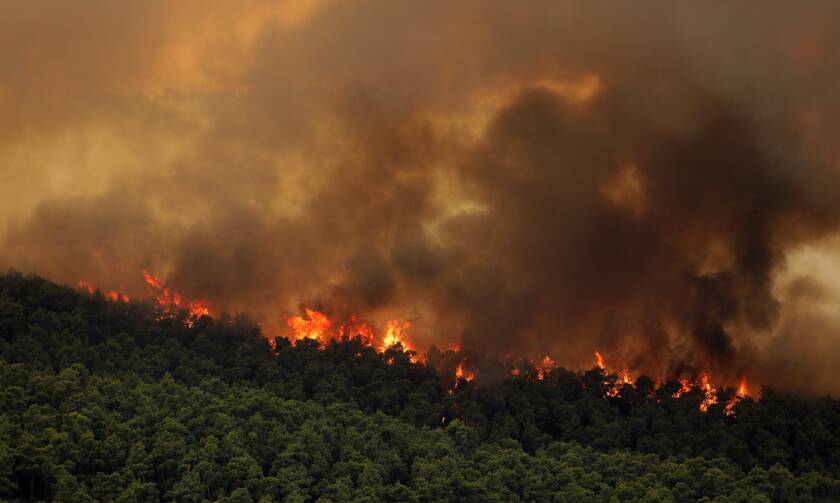 Φωτιά: Στο «κόκκινο» Αττική και Εύβοια και την Πέμπτη – Πολύ υψηλός κίνδυνος πυρκαγιάς