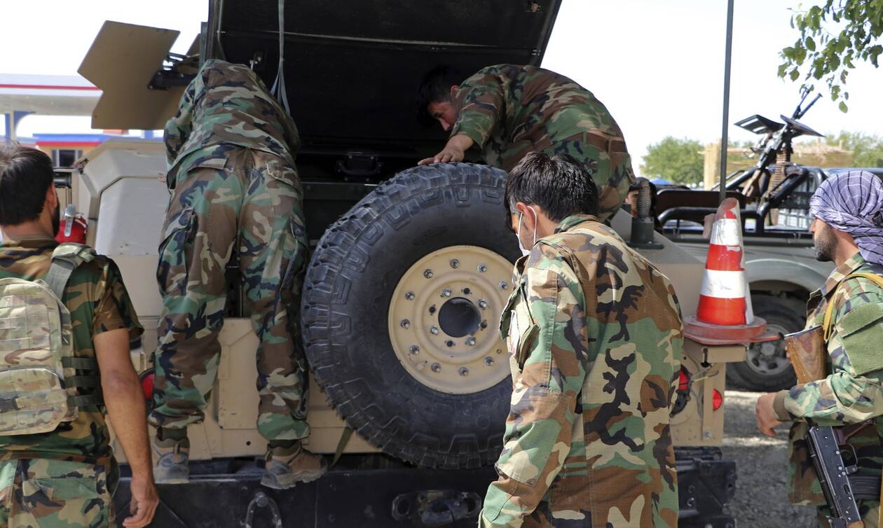 Γιατί κατέρρευσε τόσο γρήγορα ο αφγανικός στρατός απέναντι στους Ταλιμπάν:6 λόγοι για την πανωλεθρία