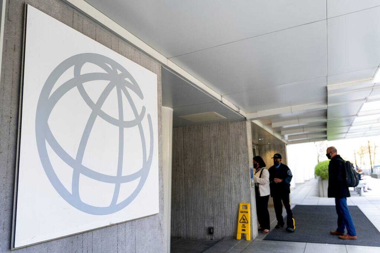 Η Παγκόσμια Τράπεζα ανέστειλε τις χορηγήσεις της προς το Αφγανιστάν