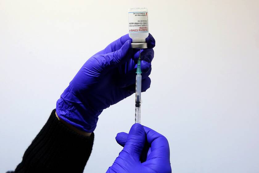 υποχρεωτικός εμβολιασμός υγειονομικοί κυβέρνηση