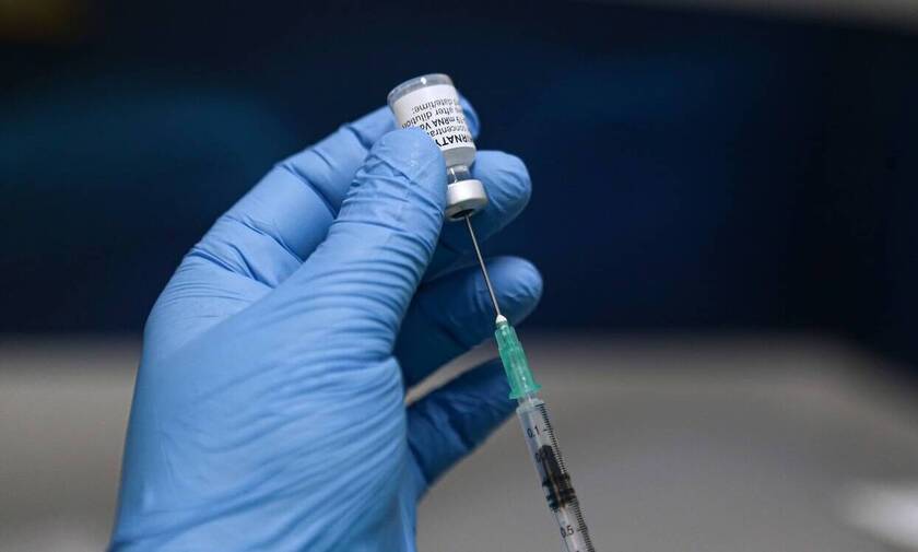 Βρετανία: Τρίτη δόση εμβολίου κατά της Covid-19 για 500.000 Βρετανούς ανοσοκατασταλμένους