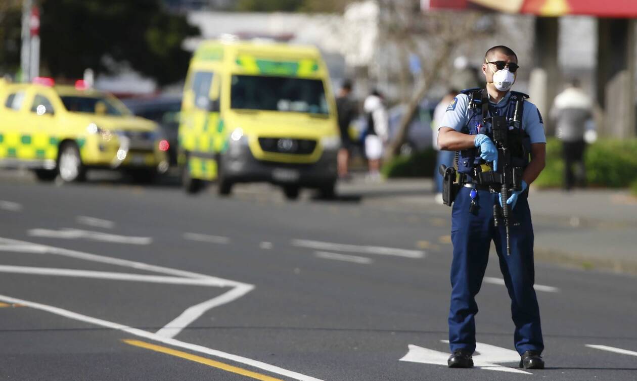 «Έχει μαχαίρι!»: Βίντεο από την τρομοκρατική επίθεση του ισλαμιστή στη Νέα Ζηλανδία