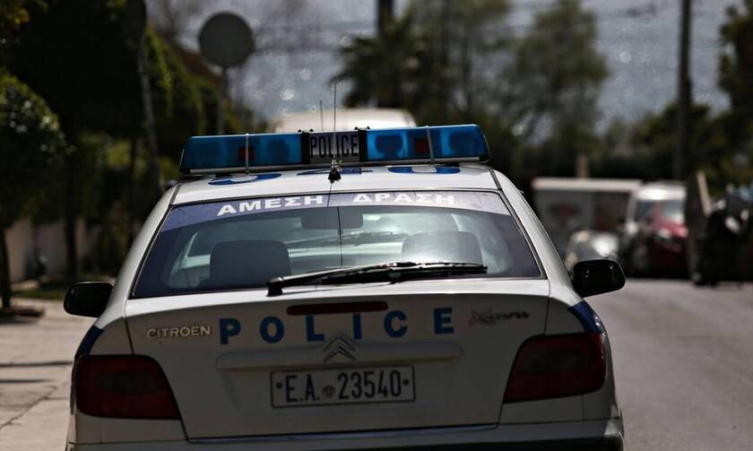 Θεσσαλονίκη: Επεισοδιακή καταδίωξη οχήματος - Εμβόλισε περιπολικό σε έλεγχο