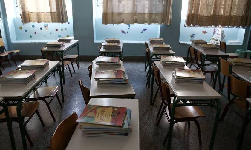 Βασιλακόπουλος: Δεν θα υπάρξει ασφάλεια με το άνοιγμα των σχολείων